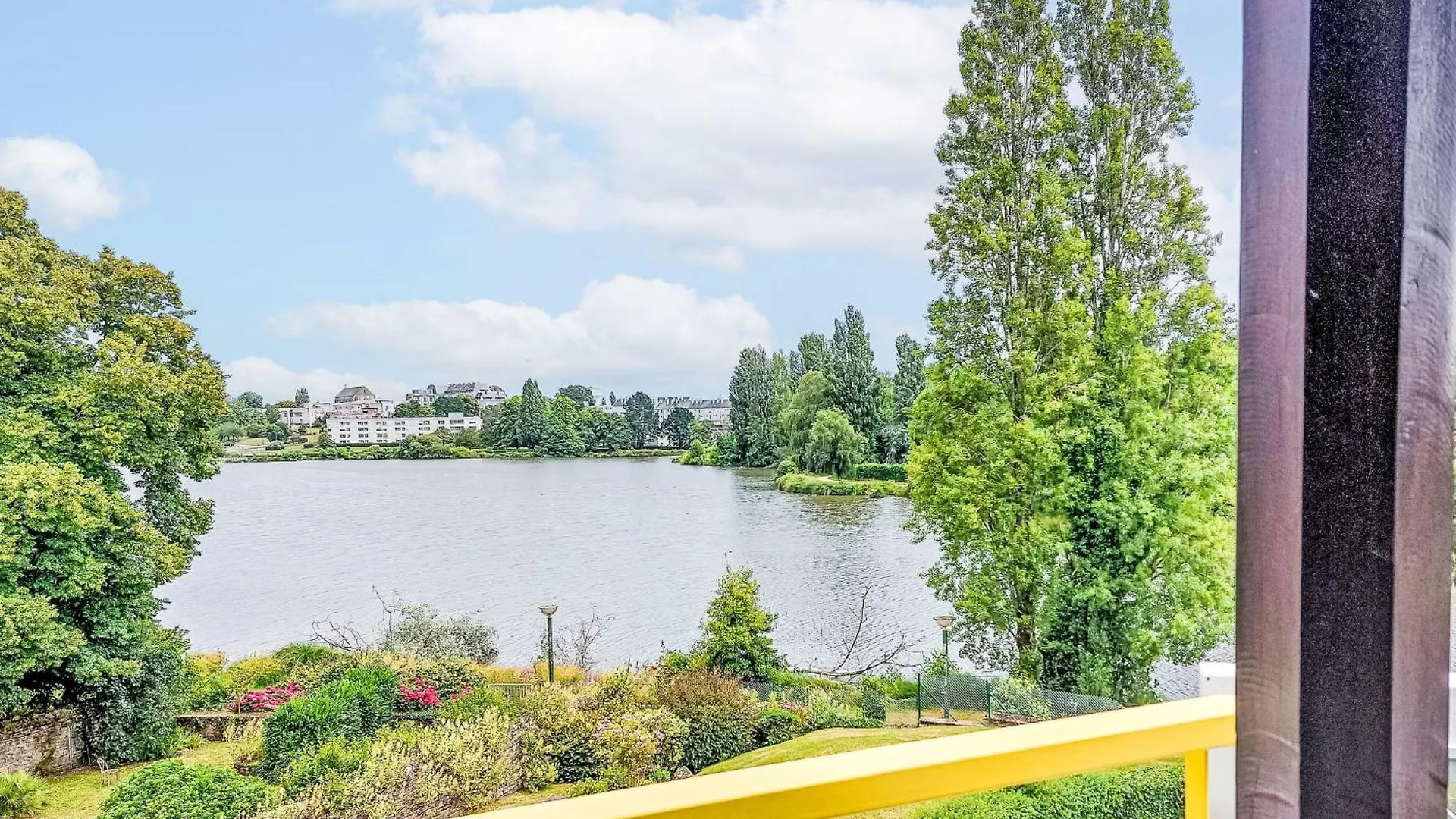Apartment Calme Et Vue Sur L'Etang Au Duc By Interhome Vannes Franciaország